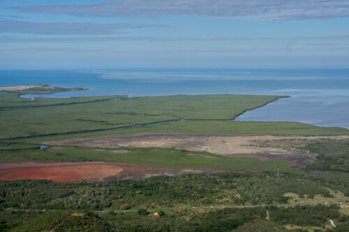 Vue sur la région de Koné depuis le Koniambo